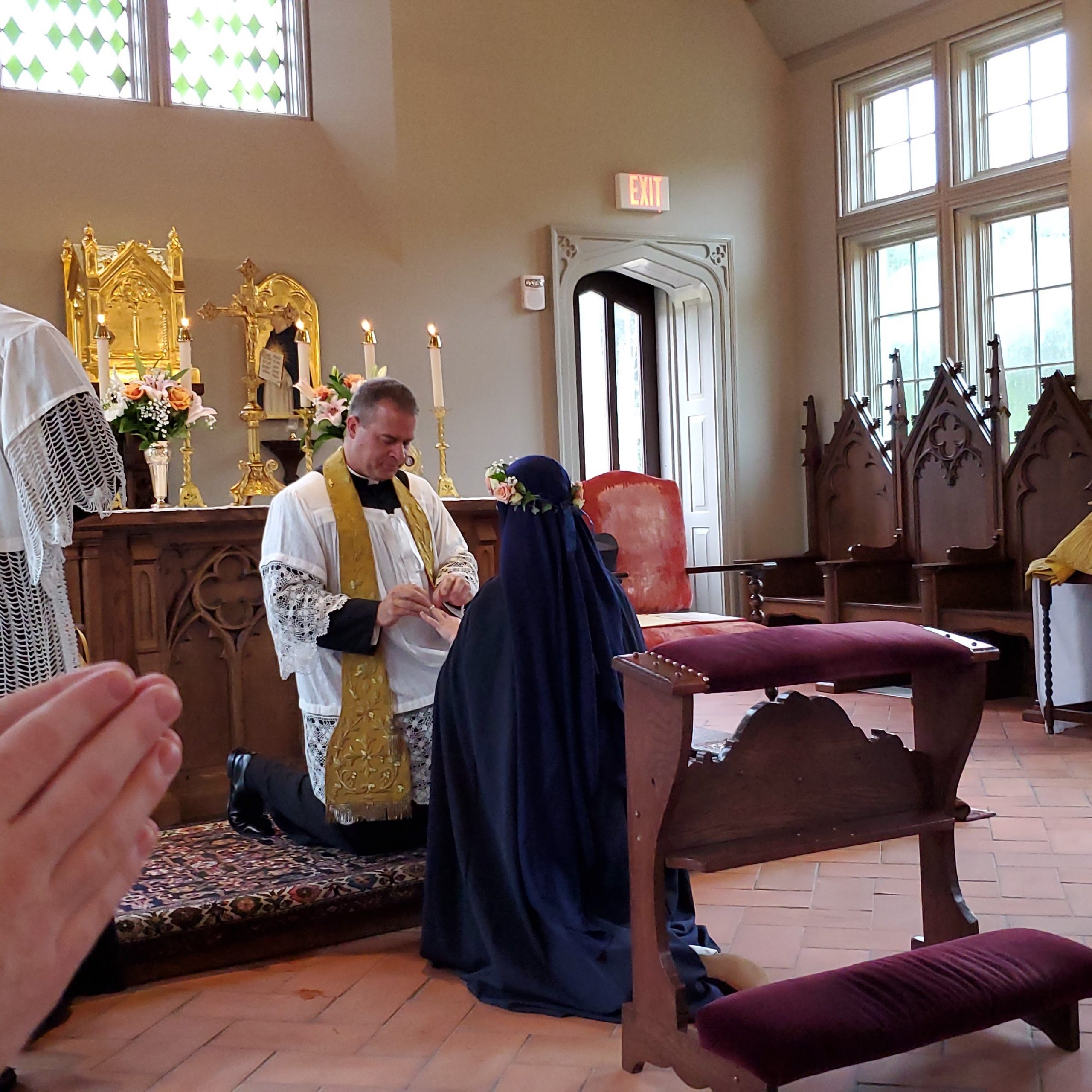 Sr. Mary Raphael’s Final Vows! – Daughters of the Virgin Mother
