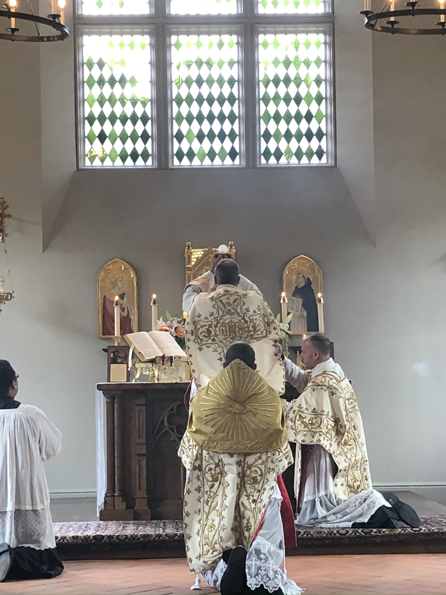 Sr. Mary Raphael’s Final Vows! – Daughters of the Virgin Mother
